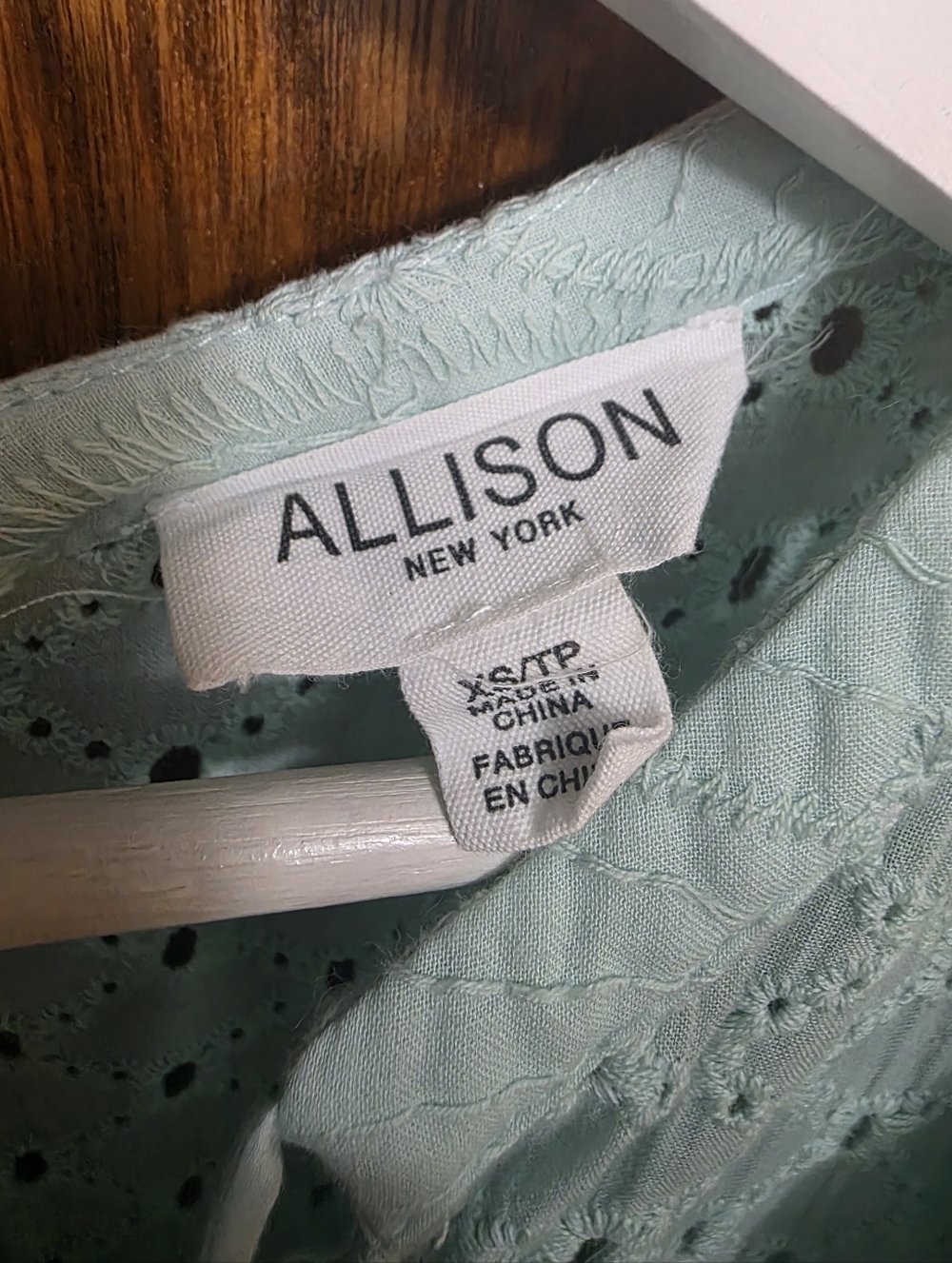 Allison NY Lucia Dress in green. Size XS/TP - Picture 5 of 5